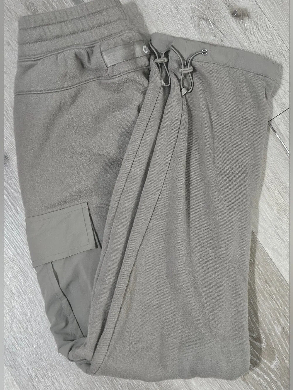 Alo yoga Women's cargo jogger size S